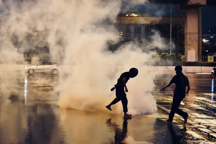 คู่มือรับมือแก๊สน้ำตาเบื้องต้น