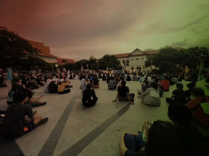 เทคนิคการออกแบบงานเคลื่อนไหวในสถานการณ์โควิด กรณีศึกษากิจกรรม “ยืนหยุดขัง” และ CAR MOB เชียงใหม่