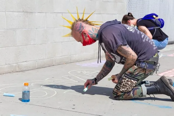 คู่มือ “ปฏิบัติการท้าทายซึ่งหน้า”